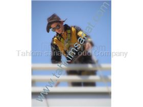 Washing building facade