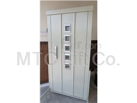 Swing door