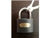 Panditing iron padlock