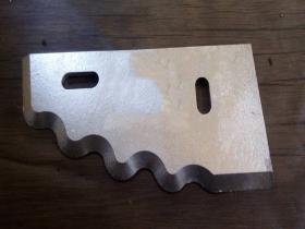 Horizontal matrix knife